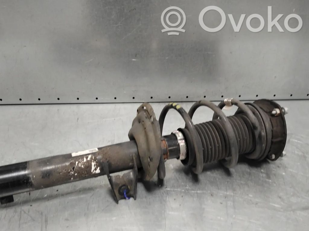 Audi A3 8Y Stoßdämpfer vorne 
