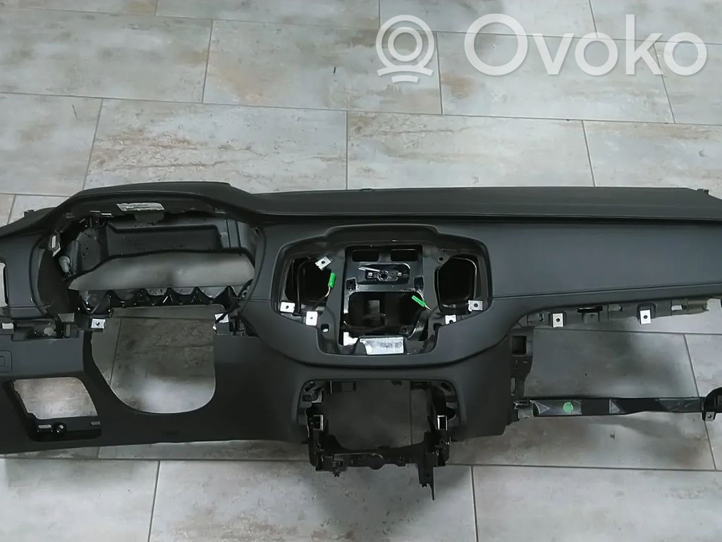 Volvo XC90 Panelė 
