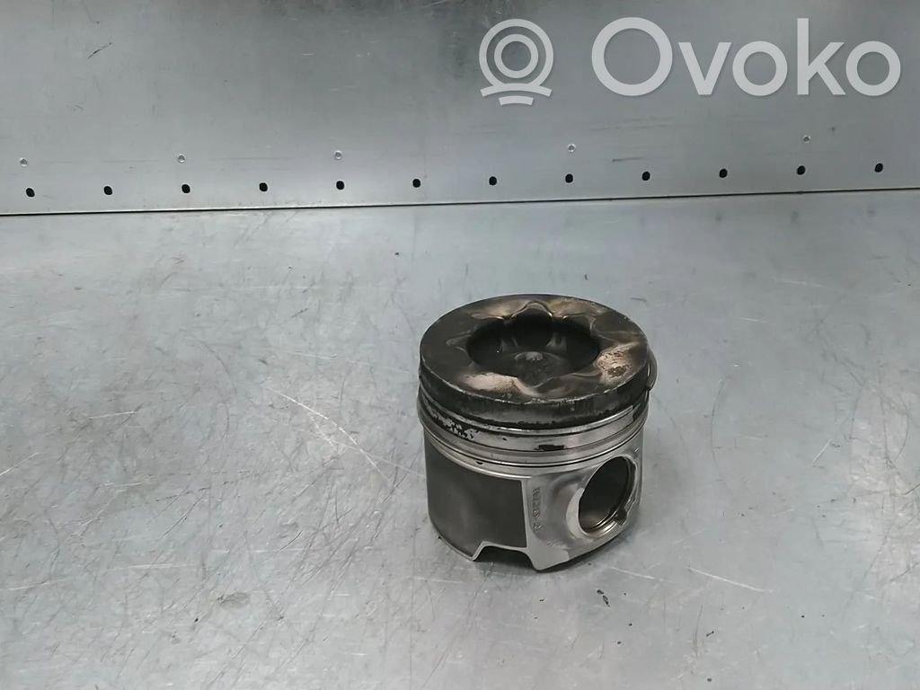 Audi A4 S4 B8 8K Piston 