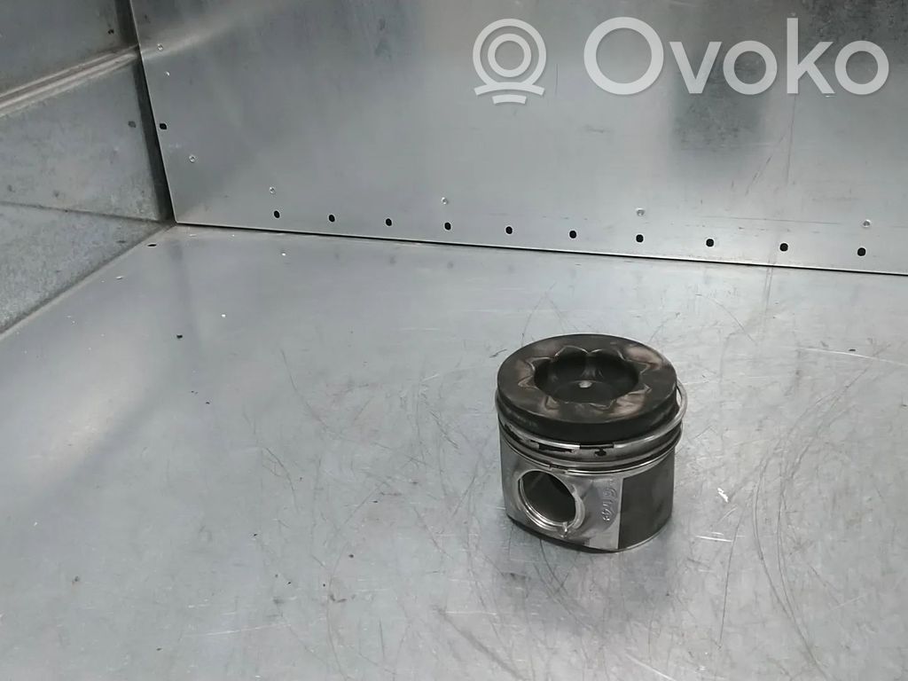 Audi A4 S4 B8 8K Pistone 