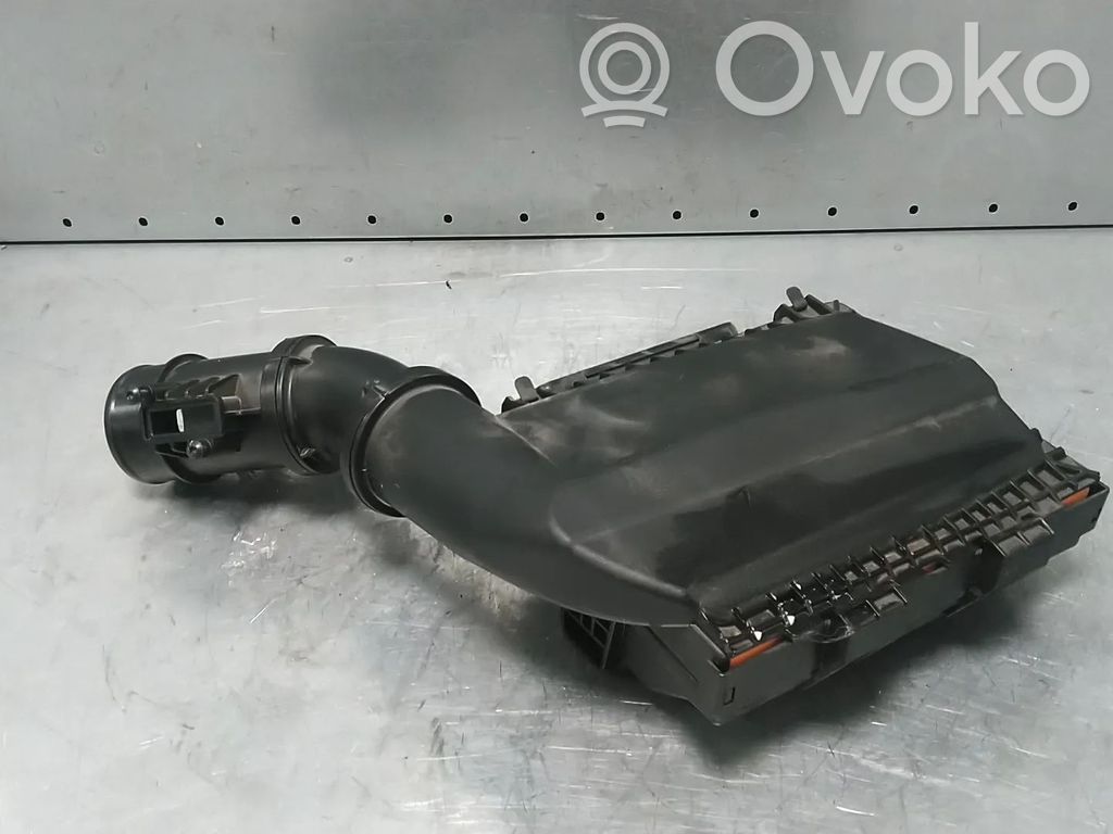 Renault Espace VI Air filter box 