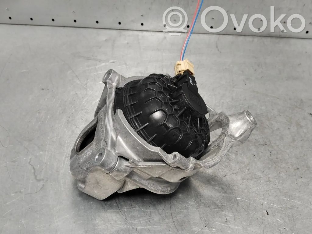 Audi A5 Engine mount bracket 
