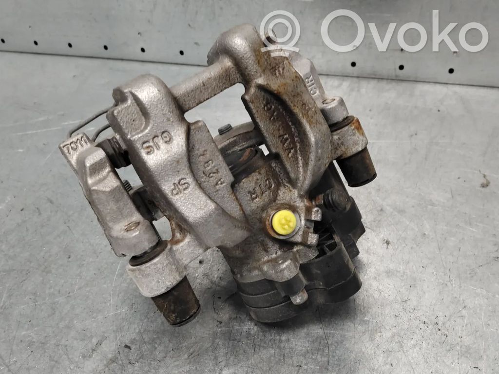 Audi Q3 F3 Pinza del freno posteriore 