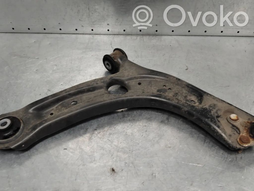 Audi Q3 F3 Basculă inferioară față 