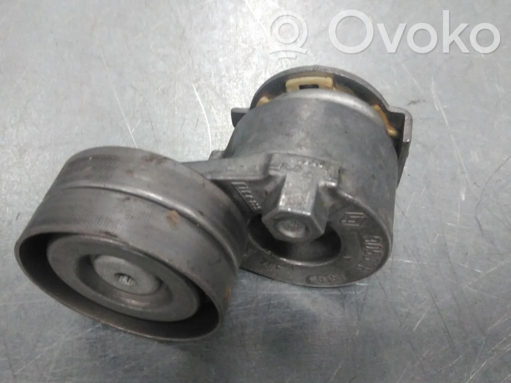 Renault Megane III Alte piese compartiment motor 