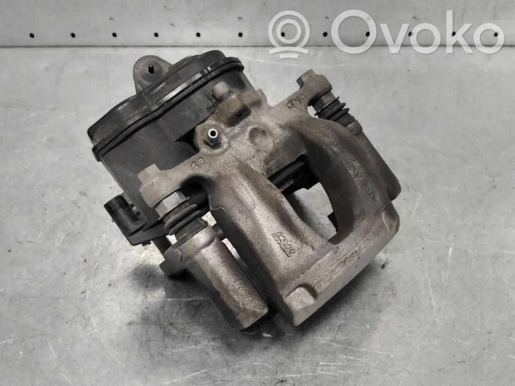 Audi A6 S6 C8 4K Tylny zacisk hamulcowy 