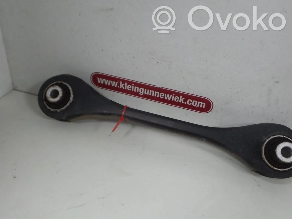 Volkswagen Golf VII Olka-akselin laakeripesä 