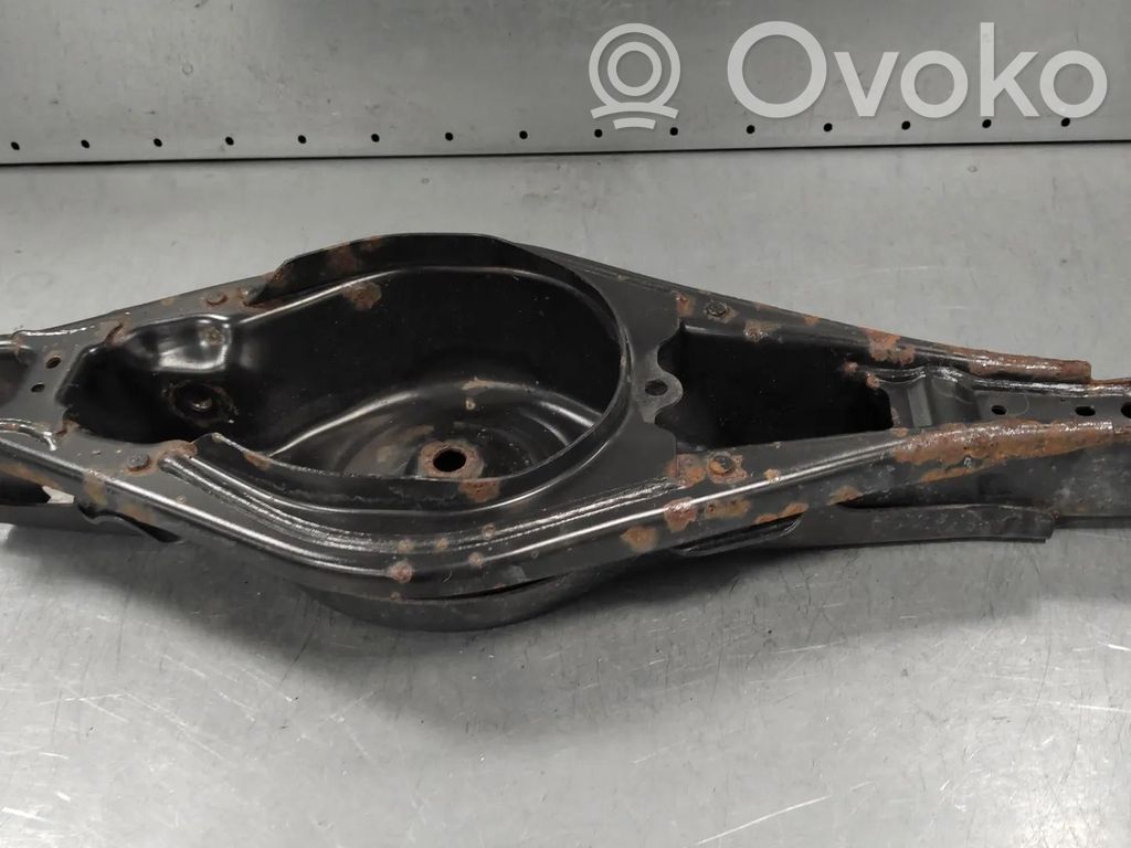 Volvo XC40 Fuso a snodo con mozzo ruota posteriore 