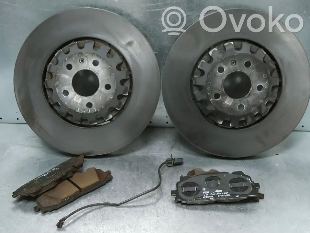 Audi e-tron Set dischi freno e pinze 