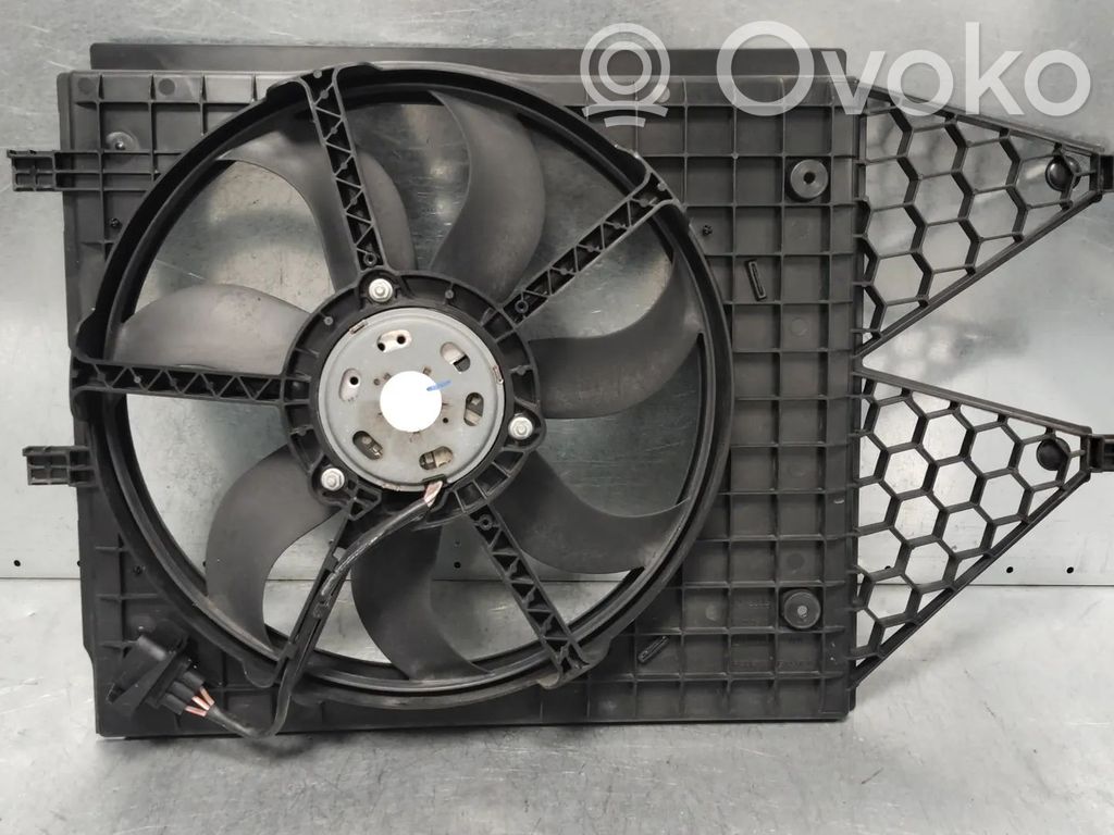Skoda Fabia Mk2 (5J) Convogliatore ventilatore raffreddamento del radiatore 