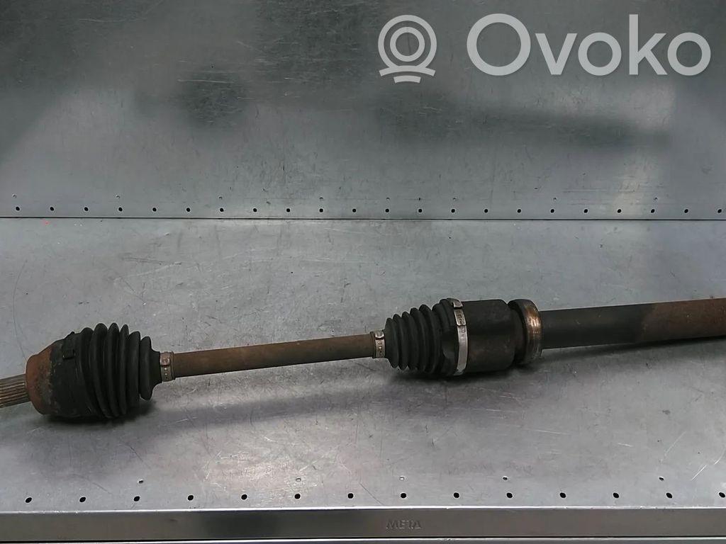 Ford Focus Priekinis pusašis 