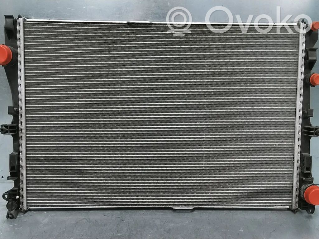 Mercedes-Benz C W205 Radiatore di raffreddamento 