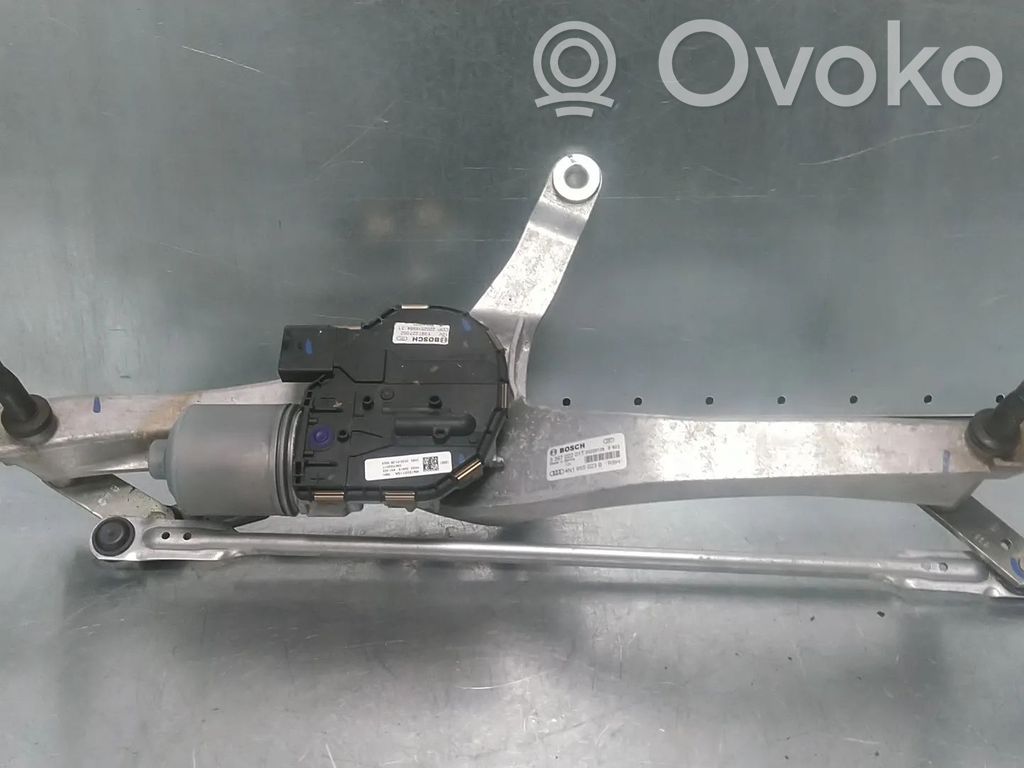 Audi A8 S8 D5 Mechanizm i silniczek wycieraczek szyby przedniej / czołowej 