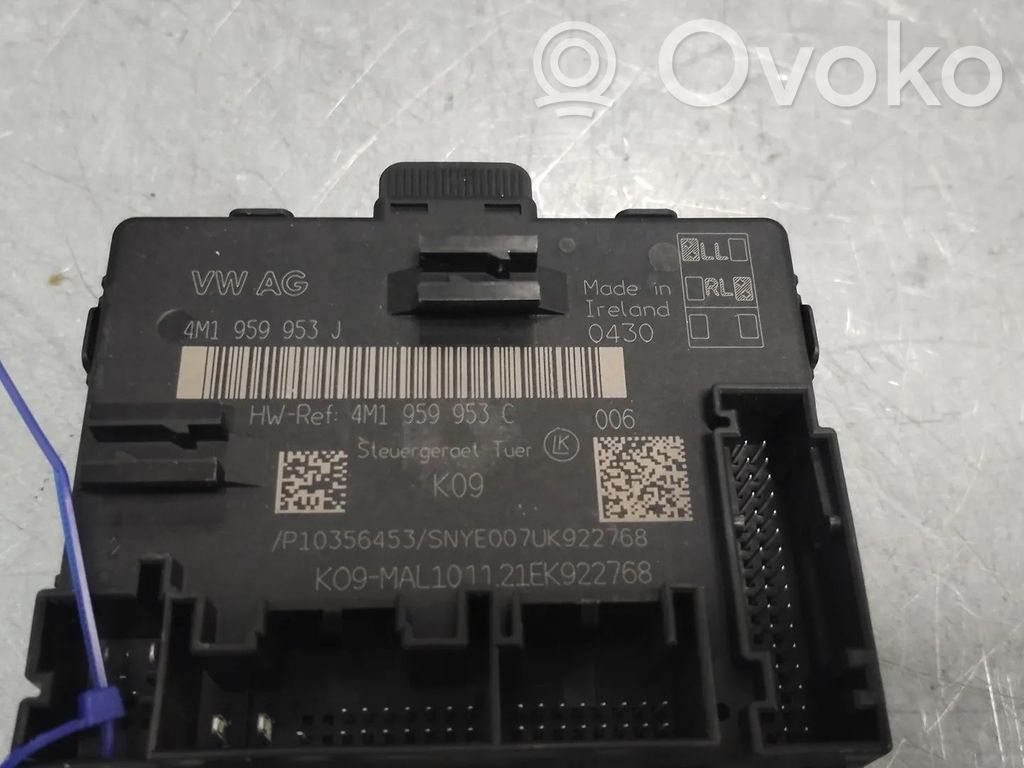 Audi A8 S8 D5 Unidad de control/módulo de la puerta 