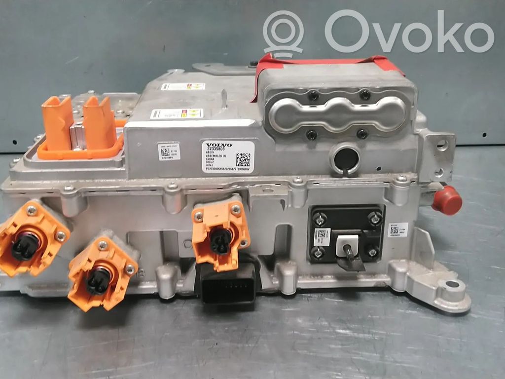 Inversor/convertidor de voltaje   32335806