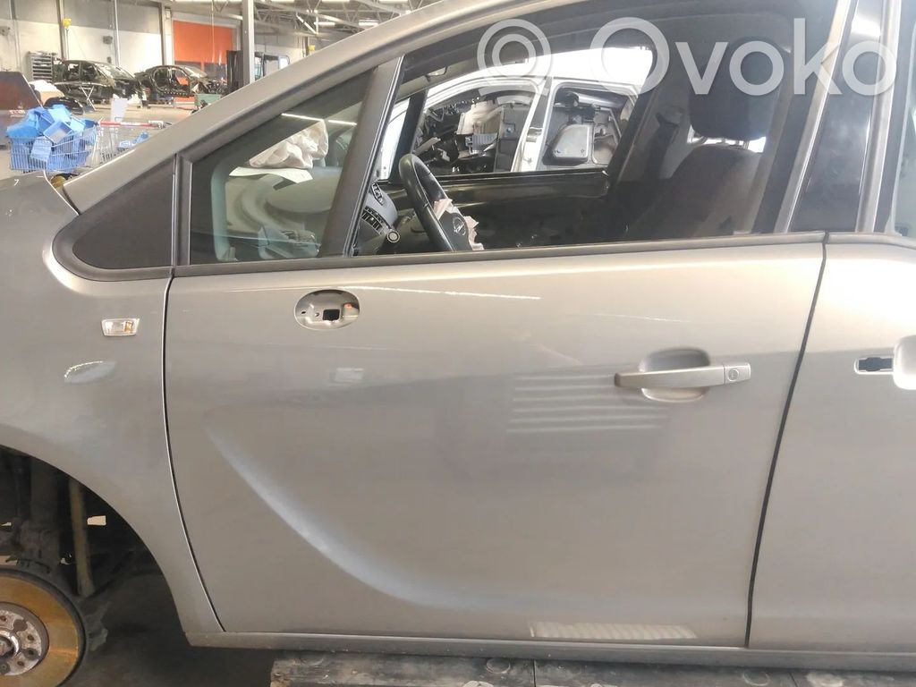 Opel Meriva B Drzwi przednie 