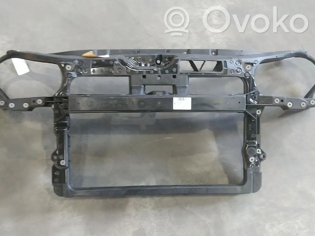 Volkswagen Polo Radiatorių panelė 
