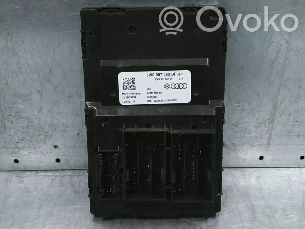 Audi A4 S4 B9 Katvealueen valvonnan ohjainlaite (BSM) 