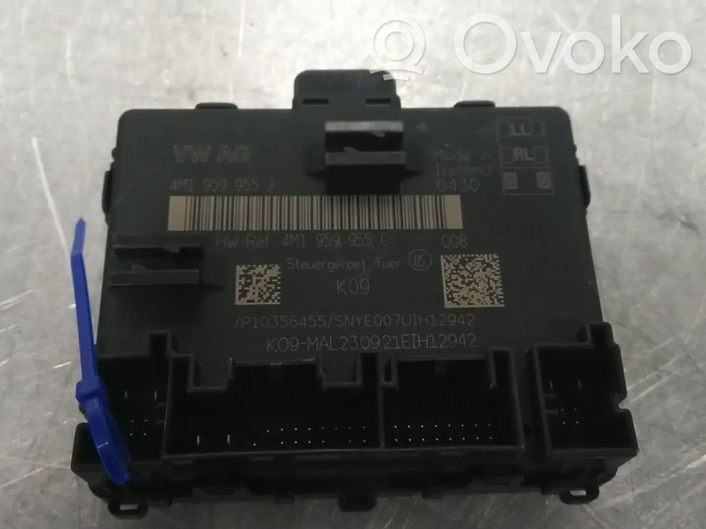 Audi A8 S8 D5 Door control unit/module 