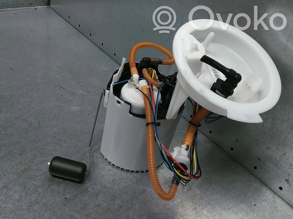 Volvo S90, V90 Pompă combustibil în rezervor 