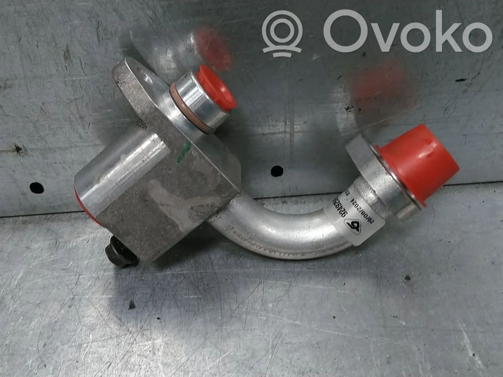 Renault Megane E-Tech Ilmastointilaitteen putki (A/C) 