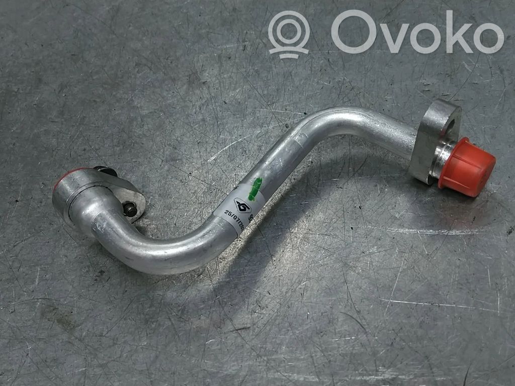 Renault Megane E-Tech Ilmastointilaitteen putki (A/C) 