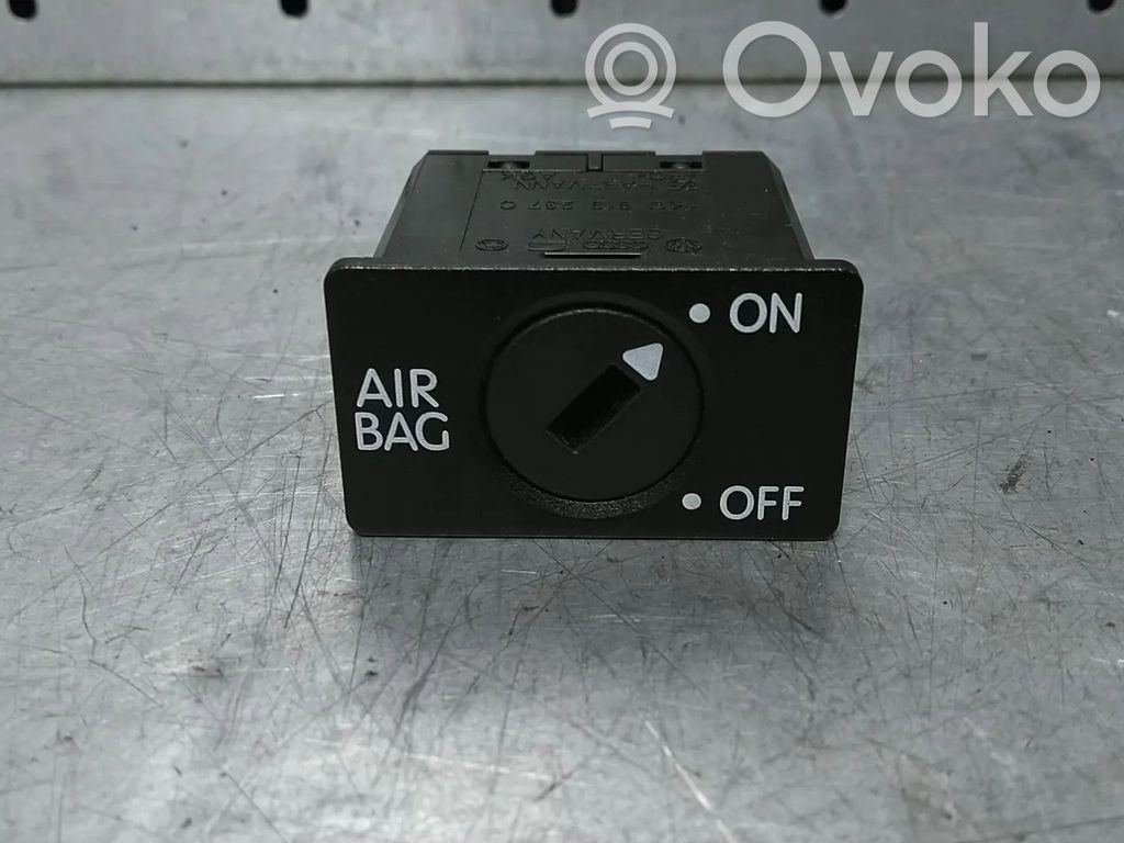 Volkswagen Golf V Interruptor de encendido/apagado del airbag de pasajero 