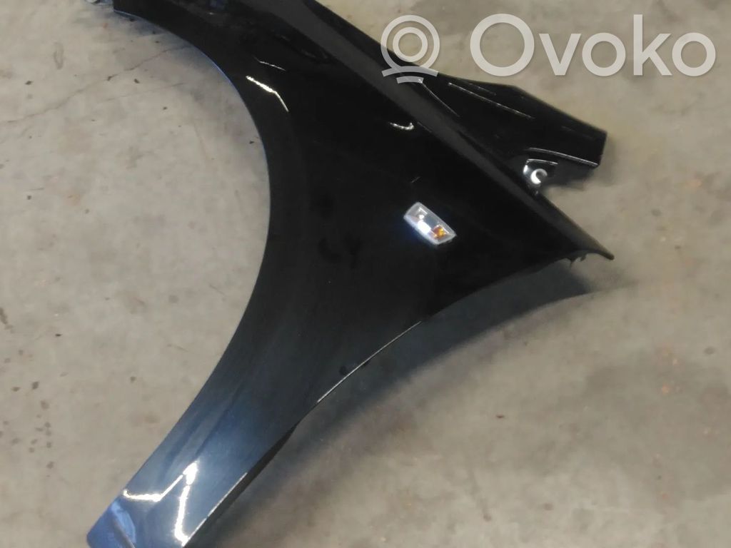 Opel Corsa E Fender 