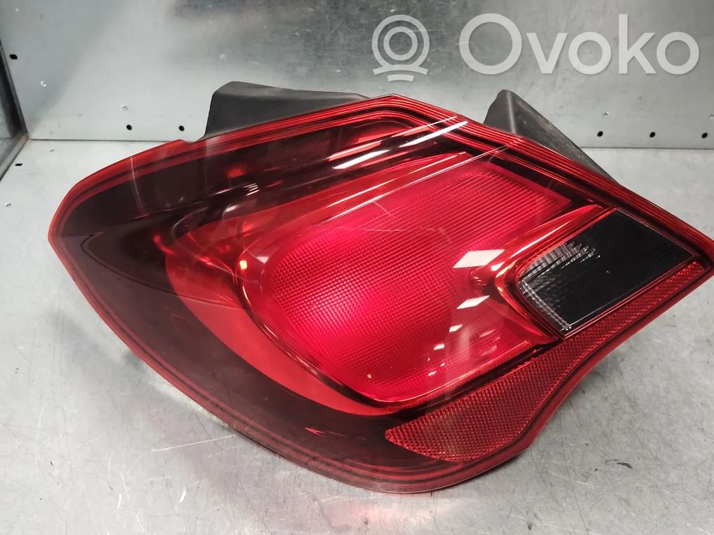 Opel Corsa E Rear/tail lights 
