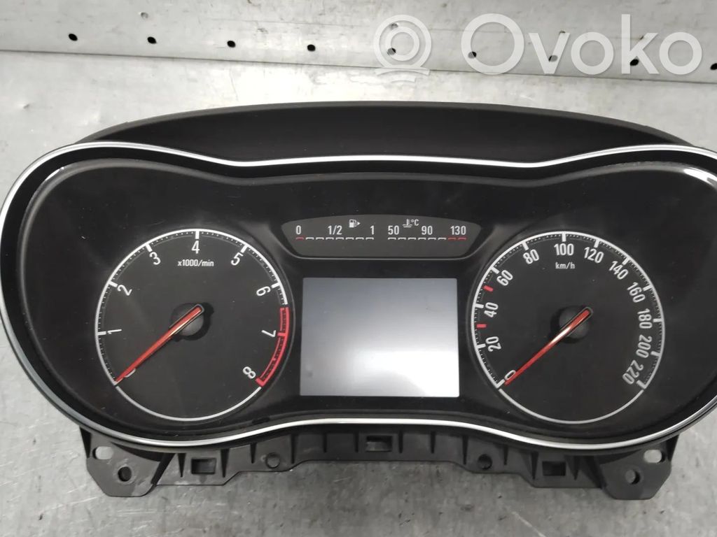 Opel Corsa E Speedometer (instrument cluster) 