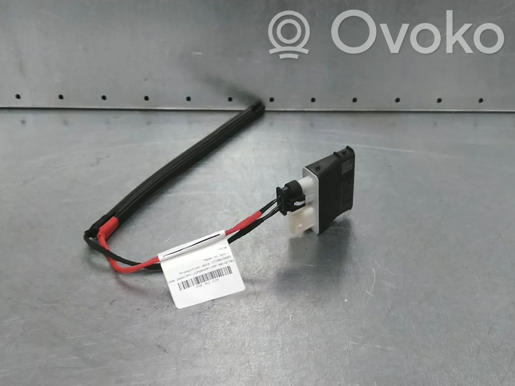 Tailgate/trunk control unit/module   3G0962243F,85B962239