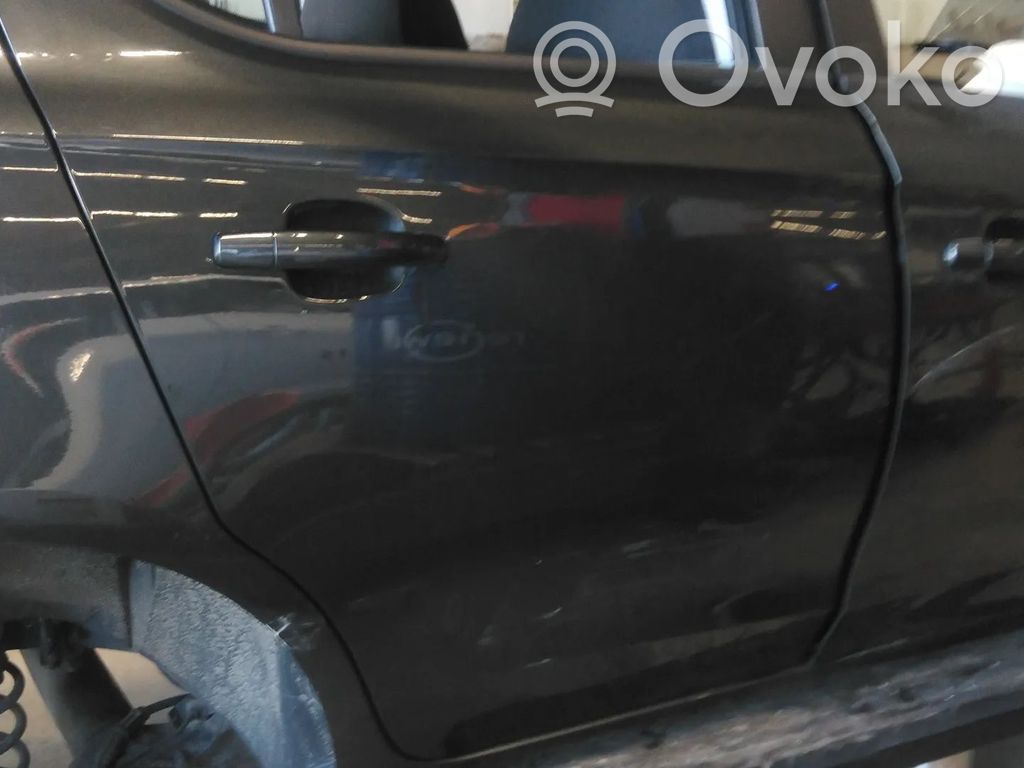 Opel Corsa E Galinės durys 