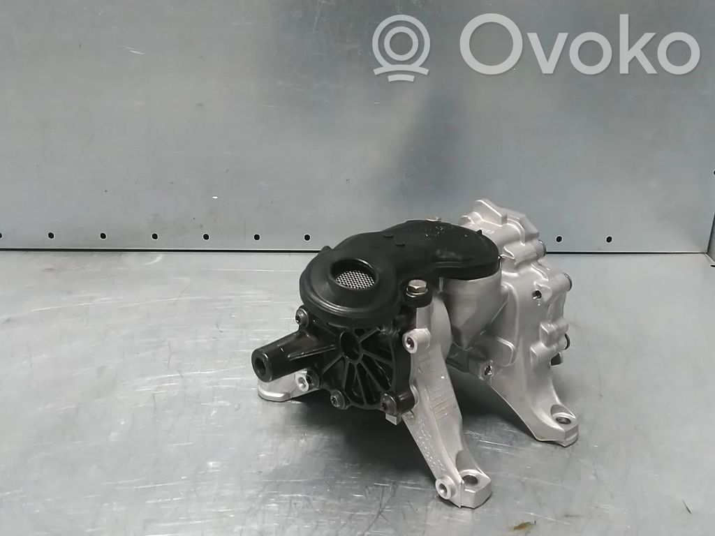 BMW 2 F22 F23 Pompa olejowa 