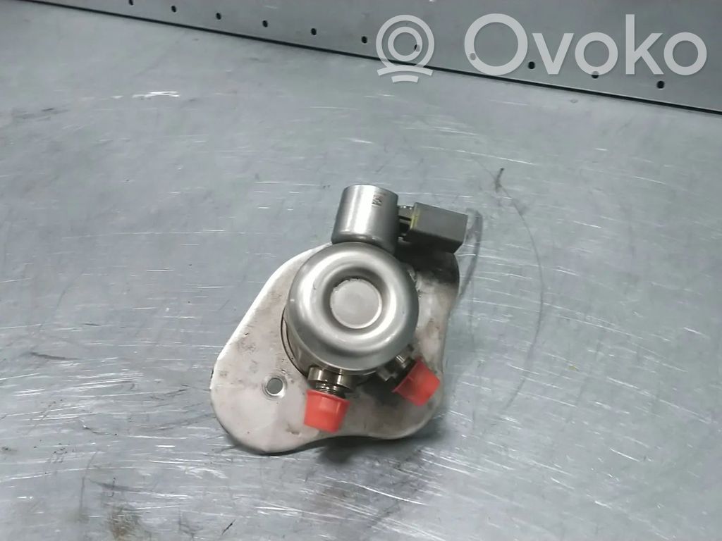BMW 1 E81 E87 Fuel injection high pressure pump 
