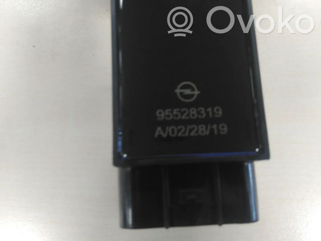 Opel Adam Bobina di accensione ad alta tensione 