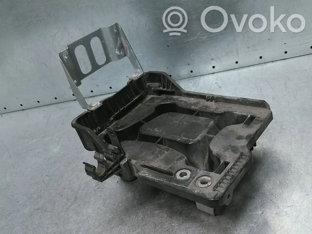 Volkswagen Up Battery box tray 