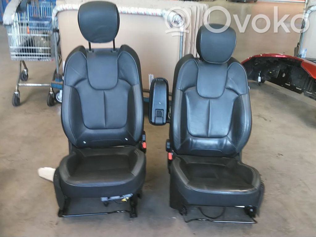 Interior set