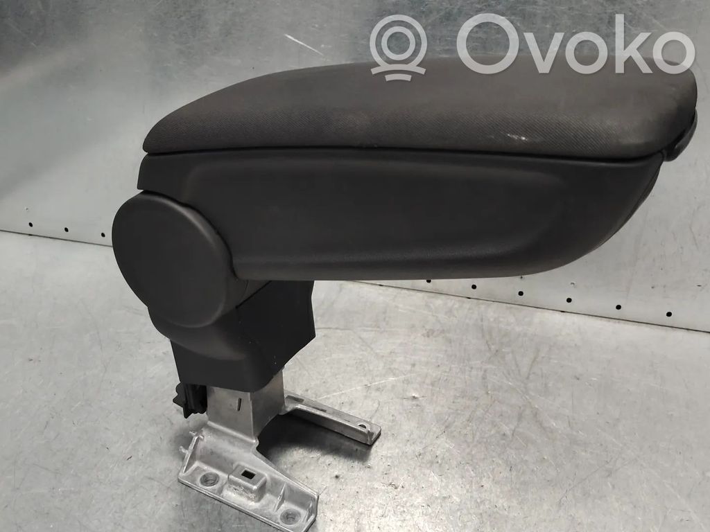 Audi A1 Center console 