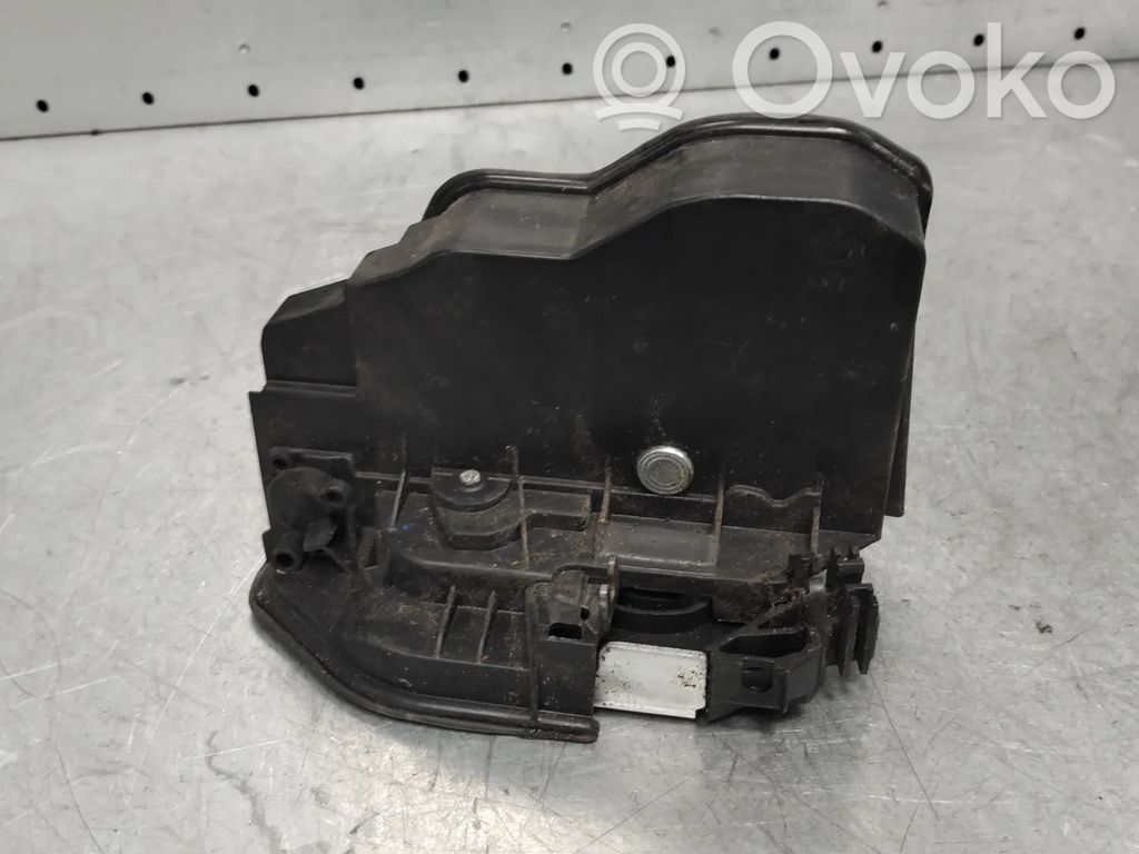BMW 1 F20 F21 Încuietoare ușă față 