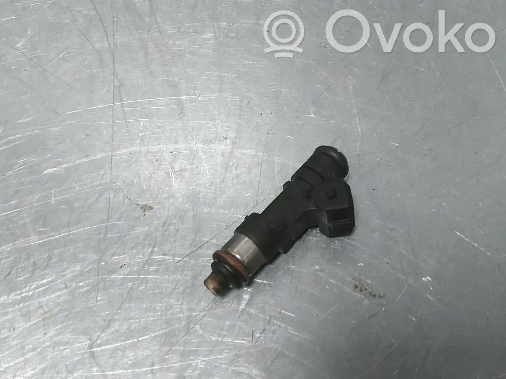 Ford Fiesta Fuel injector 