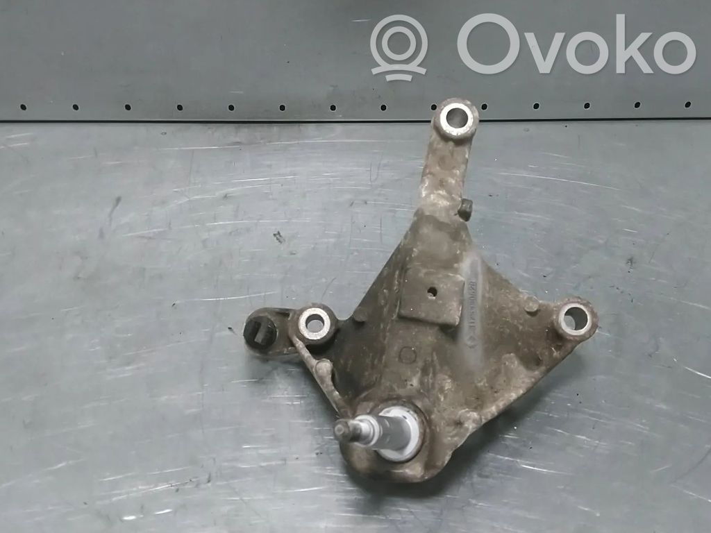 Renault Clio IV Gearbox mount 