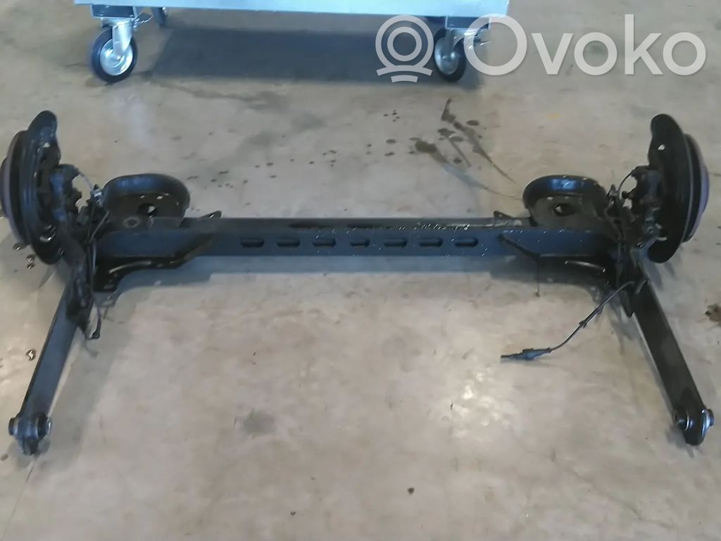 Renault Trafic III (X82) Eje trasero 