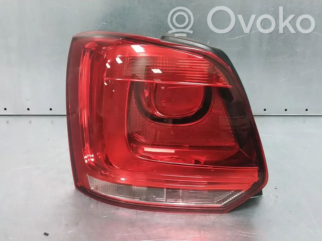 Volkswagen Polo V 6R Lampa tylna 