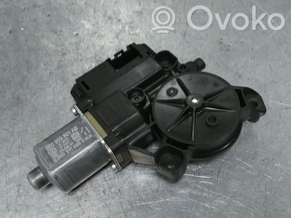 Volkswagen Polo V 6R Silnik regulatora szyby drzwi przednich 