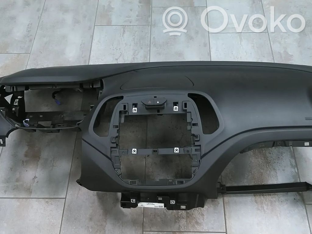 Panelė   682006438R