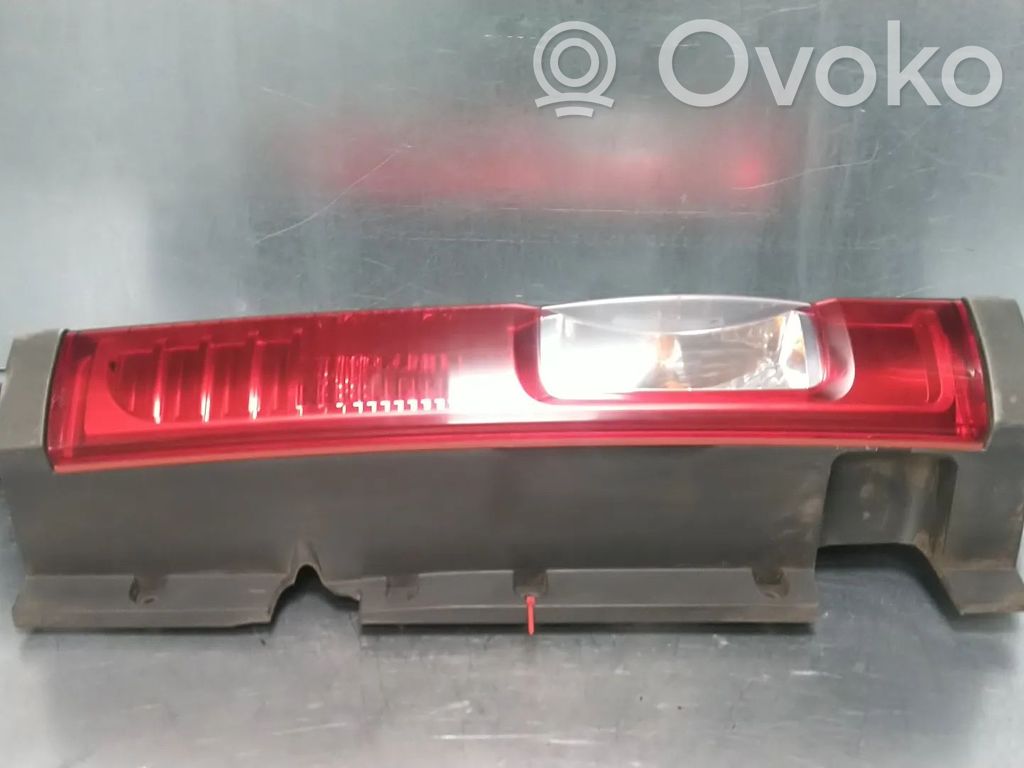 Rear/tail lights   93854432,4416772