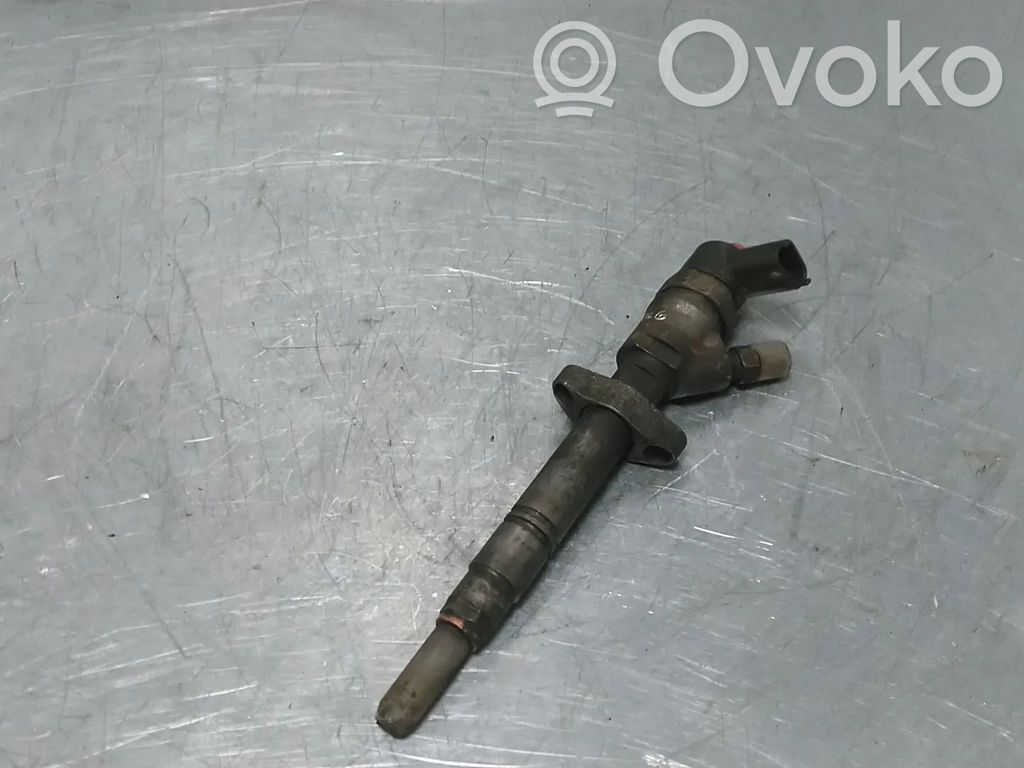 Opel Vivaro Inyector de combustible 