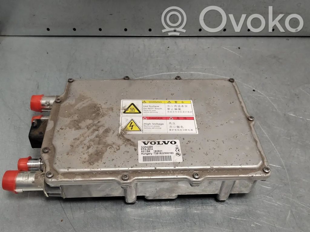 Volvo XC90 Caricabatteria (opzionale) 