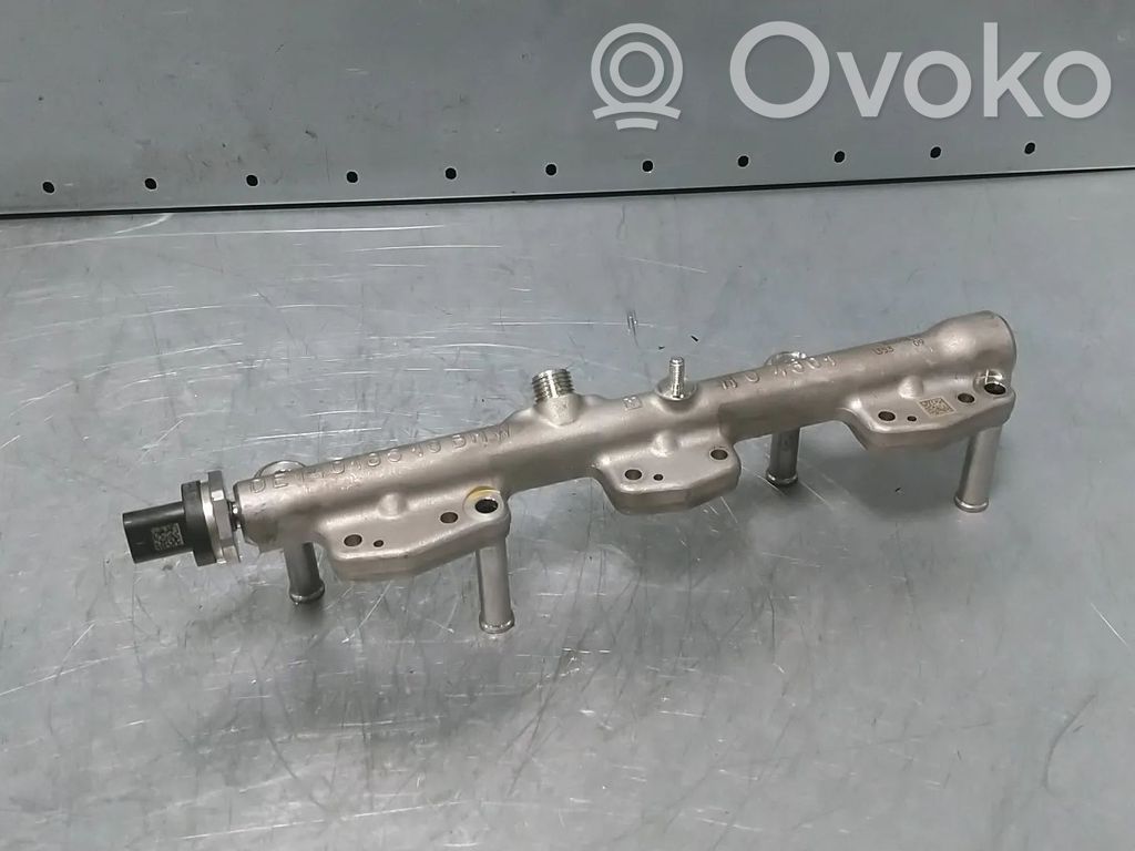 BMW X7 G07 Tuyau de conduite principale de carburant 