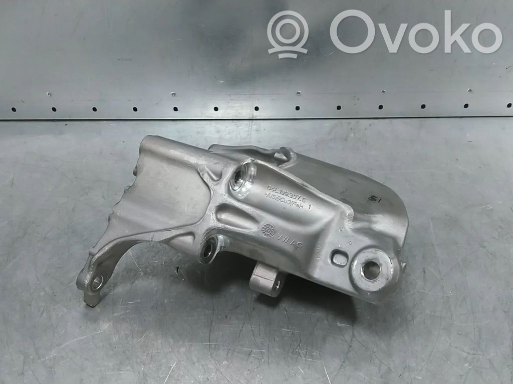 Volkswagen Crafter Engine mount bracket 
